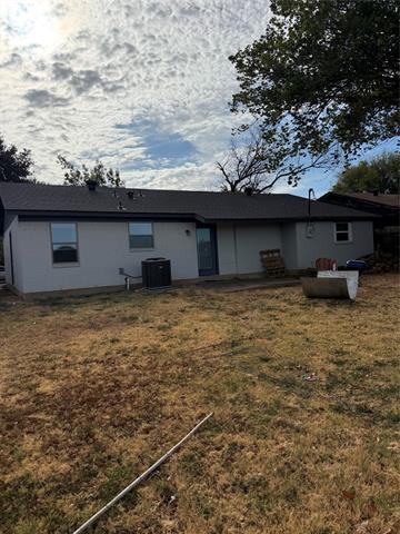 Building Photo - 2820 Laramie St