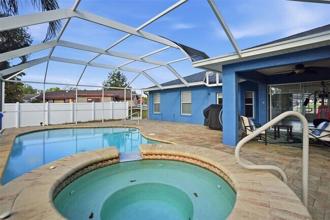 Building Photo - 2263 Deborah Dr