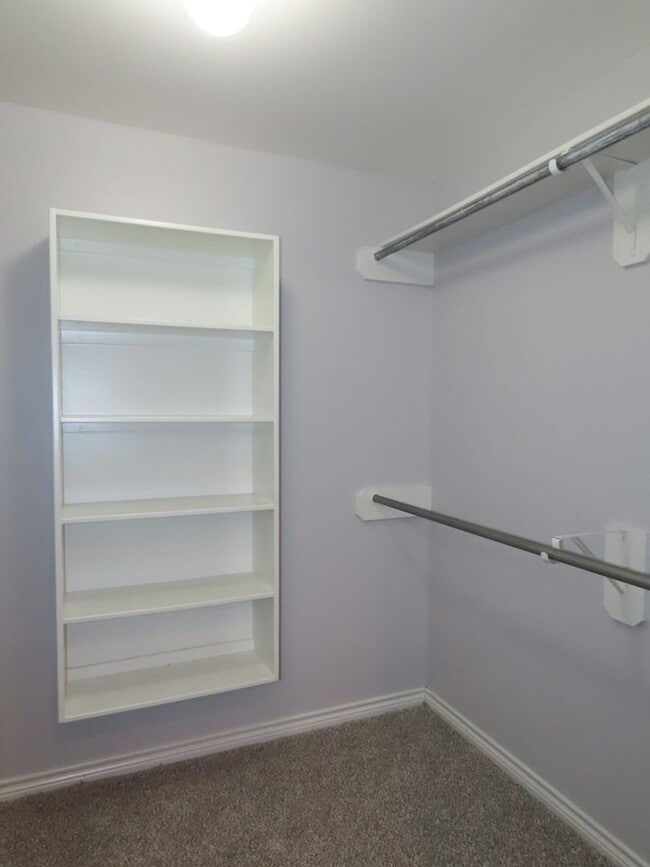 Building Photo - Whitehouse ISD -3 Bedroom, 2 Bath Duplex