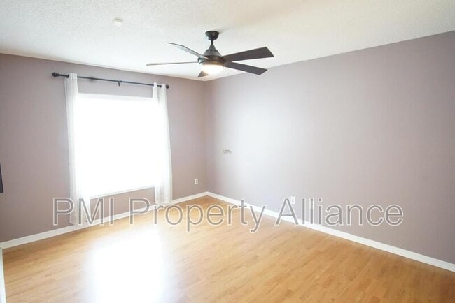 Building Photo - 12111 Goldenstar Ln