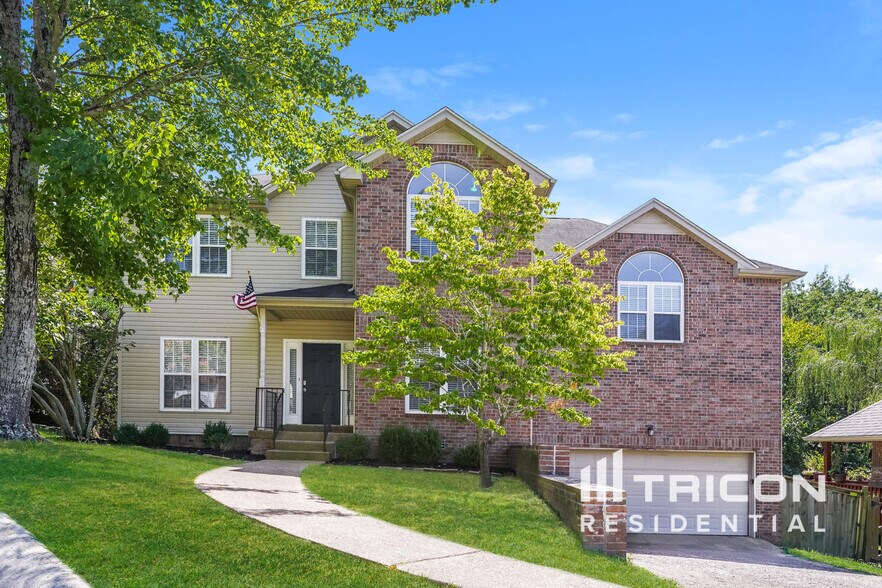 Primary Photo - 1208 Holt Hills Ct