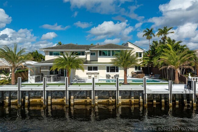 Building Photo - 39 Castle Harbor Isle Dr
