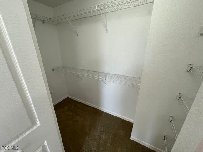 Building Photo - 1601 Flora Ave S