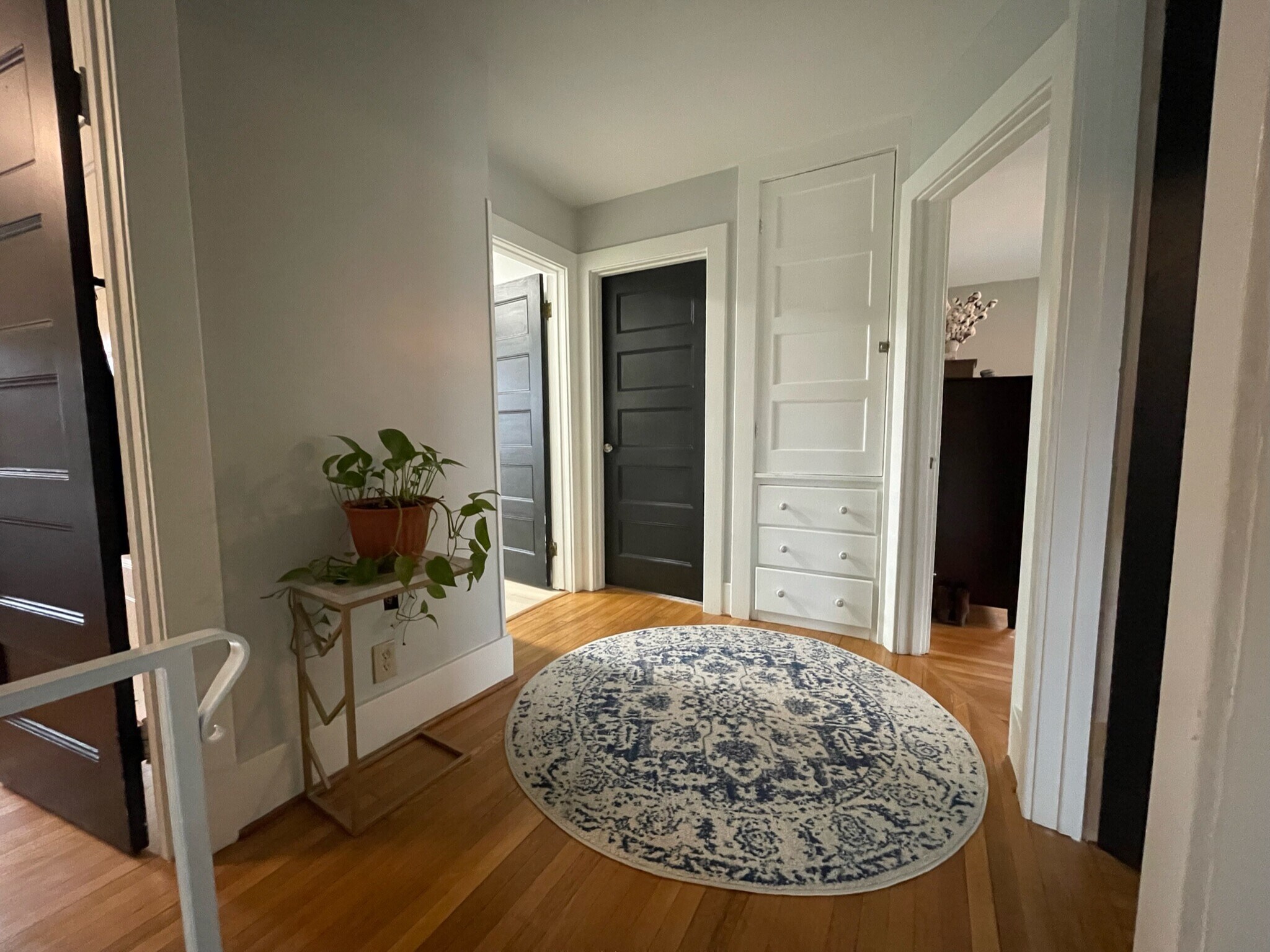 Landing upstairs - 252 Brunswick St