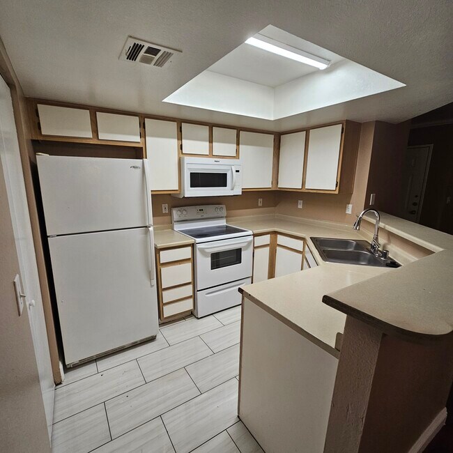 Building Photo - 8600 W Charleston Blvd