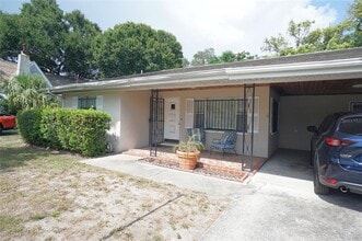 Building Photo - 207 N Gomez Ave