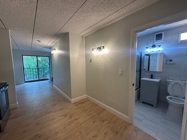 Building Photo - 40 Cochituate Rd