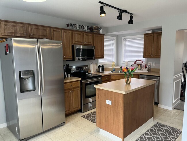 Building Photo - 11328 Sheffield Ln