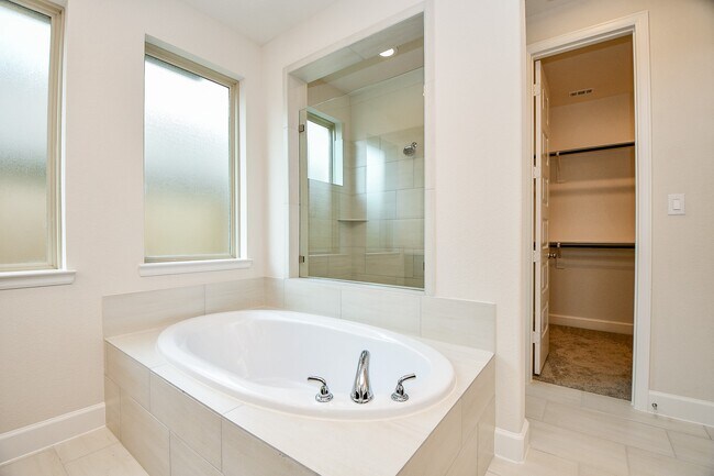 Building Photo - 3223 Rockrose Pl