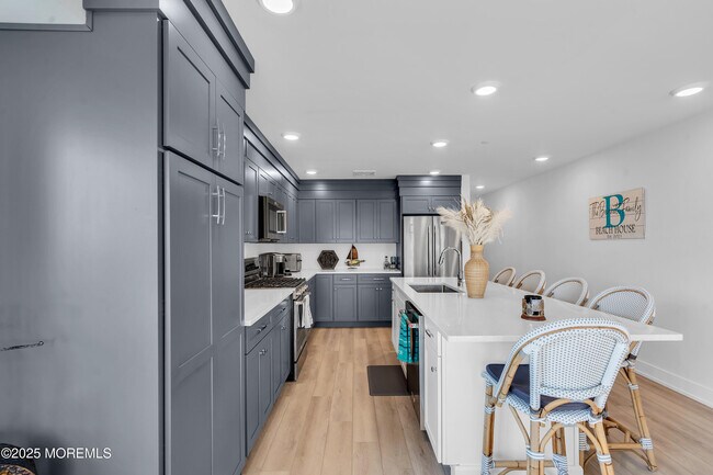 Building Photo - 150 Ocean Ave