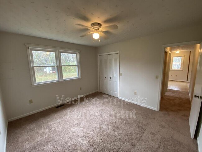 Building Photo - 8442 Indiantown Rd