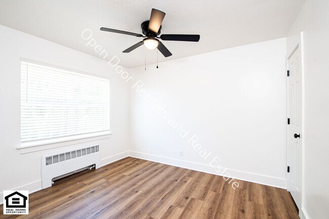Building Photo - 1823 Griswold Dr