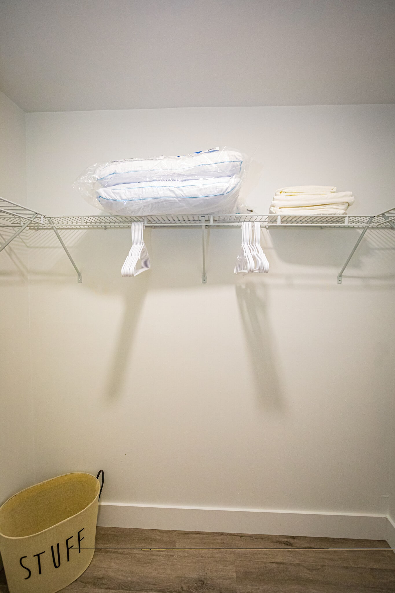 Building Photo - 9341 Green Meadows Way