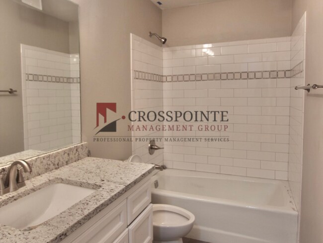 Building Photo - Edinburgh 4510/4512