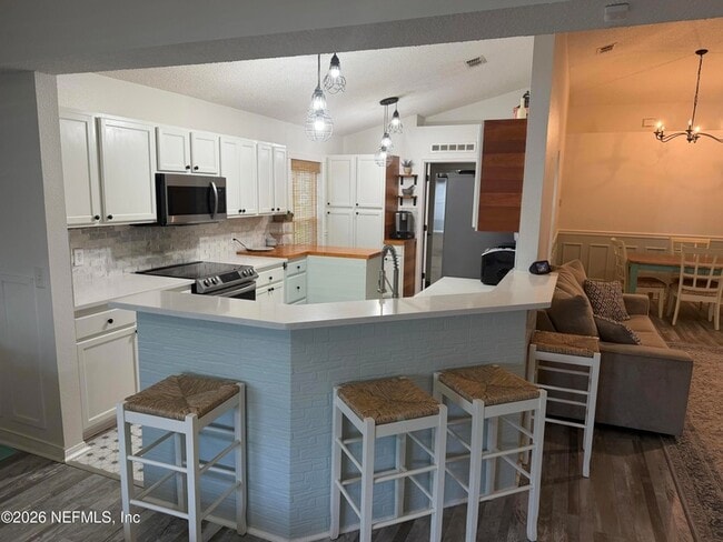 Building Photo - 11058 Miata Ct