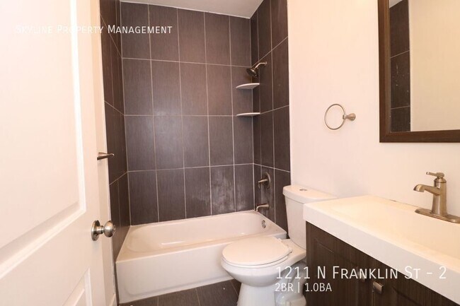 Building Photo - 1211 N Franklin St