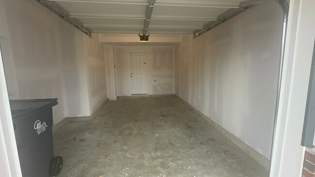 Building Photo - 13275 Coalfield Station Ln