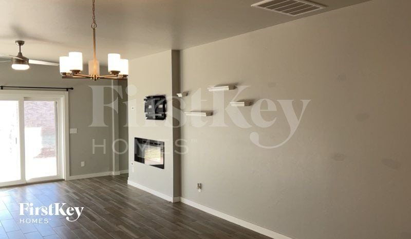 Building Photo - 612 NW 182nd St