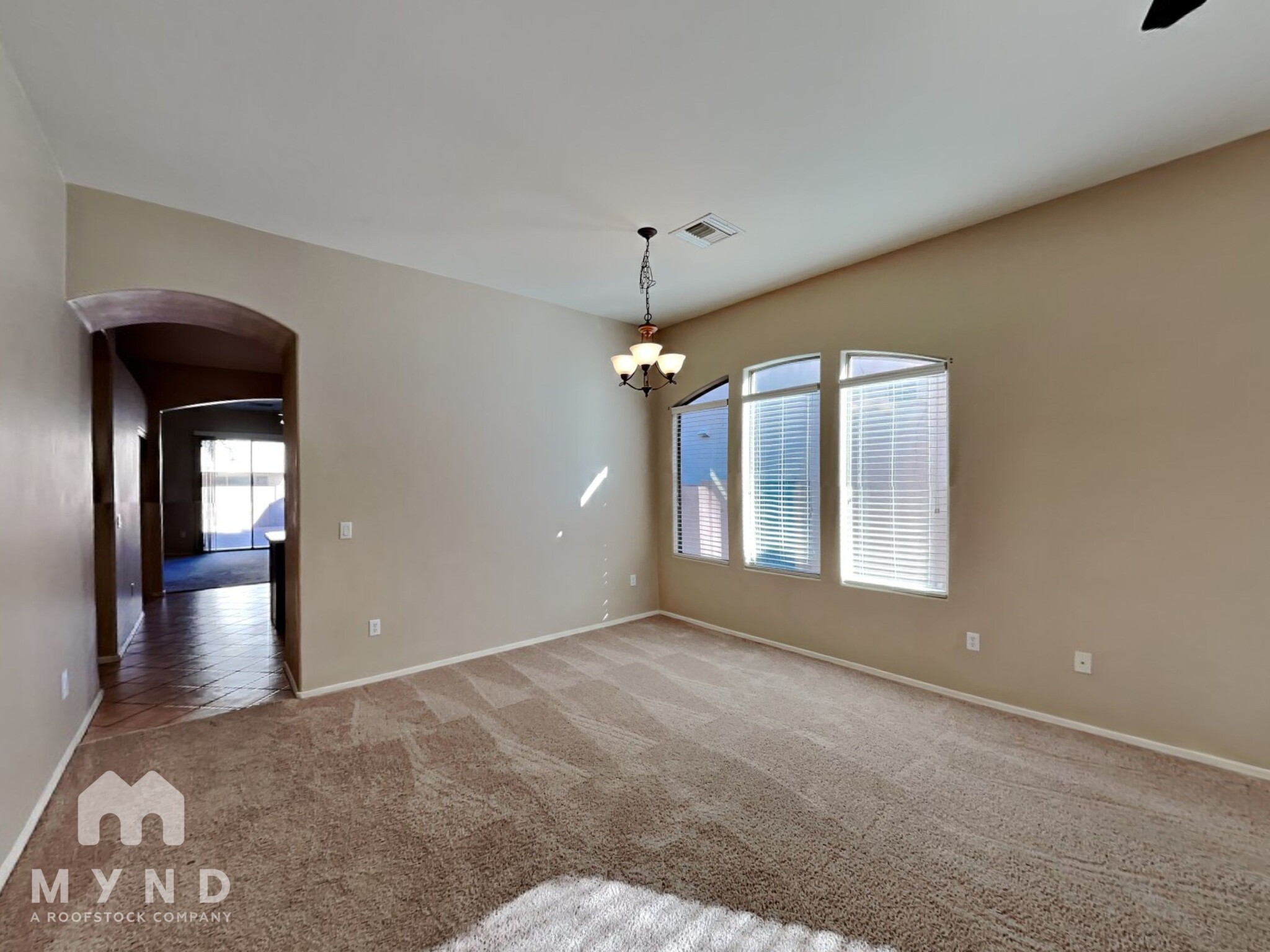 Building Photo - 12533 E Red Canyon Pl