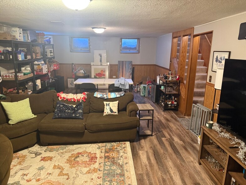 Building Photo - 2515 W 50th St