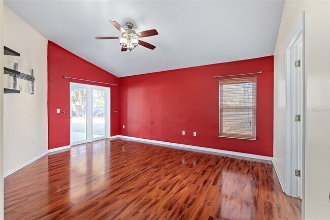 Building Photo - 33 Seamanship Trail