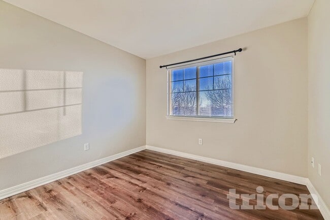 Building Photo - 13295 Holly St