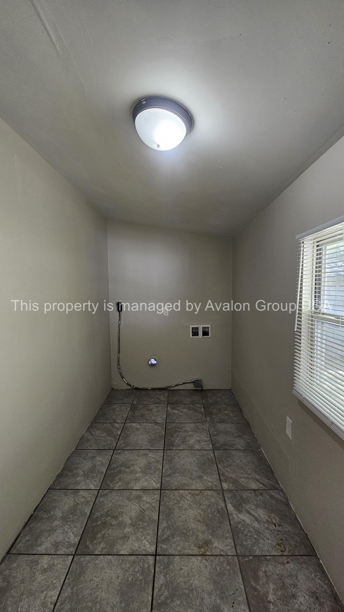 Building Photo - 2373 Broadway Ave