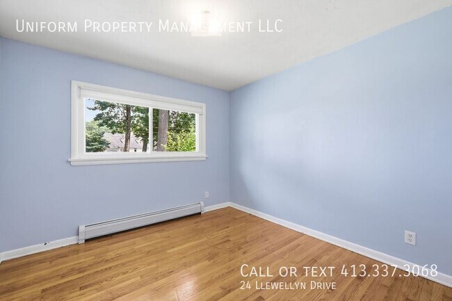 Building Photo - 24 Llewellyn Dr