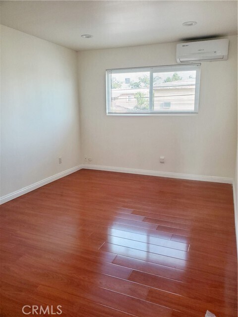 Building Photo - 2214 Orange Grove Ave