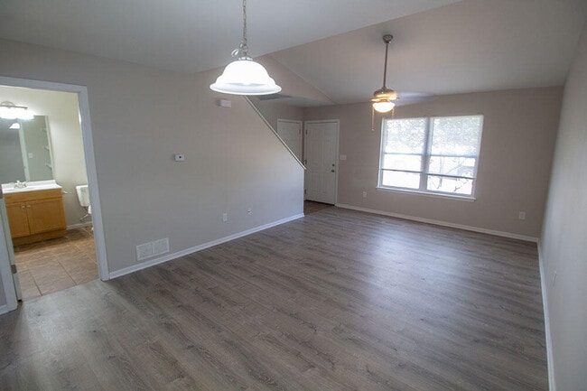 Building Photo - 1401 Bodie Dr