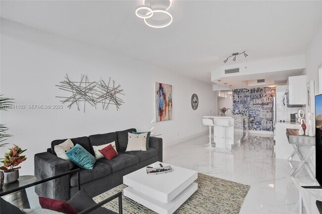 Building Photo - 888 Biscayne Blvd