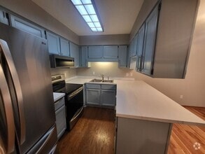 Building Photo - Maple Grove Townhome for Rent