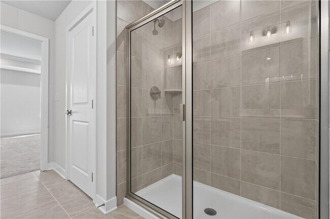 Building Photo - 325 Enchanted Ct