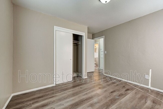 Building Photo - 1409 SE 41st St