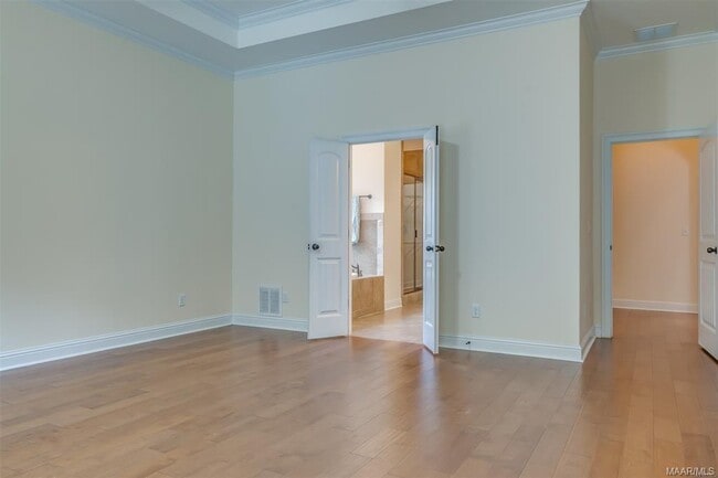 Building Photo - 1007 Old Breckenridge Ln