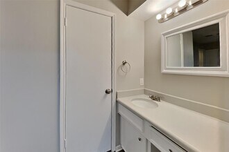 Building Photo - 935 Red Rock Canyon Dr
