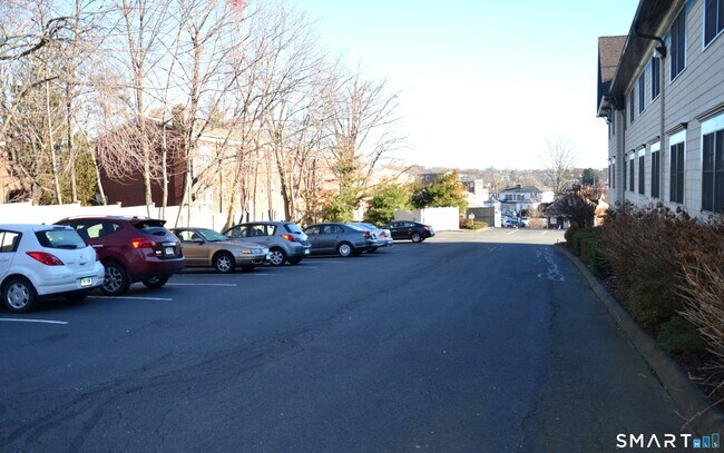 Building Photo - 365 Westport Ave