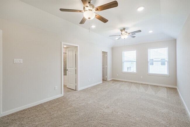 Building Photo - 3623 Pathfinder Ct