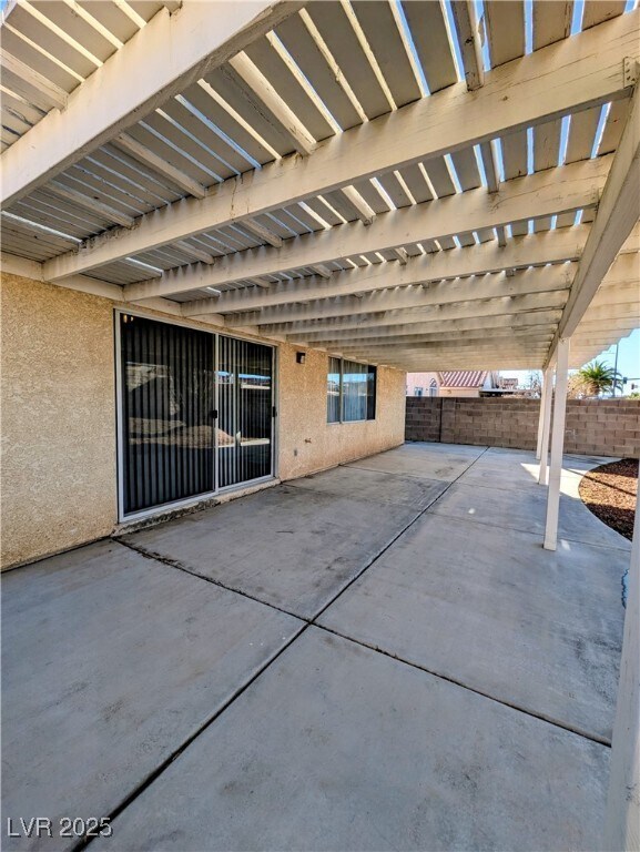 Building Photo - 4459 Anatone Dr