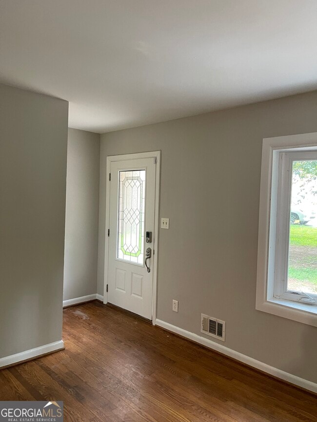 Building Photo - 3616 Santa Fe Trail