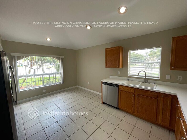 Building Photo - 31530 Triborough Dr