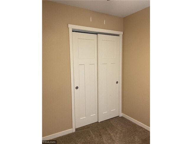 Building Photo - 28662 W Lake Dr