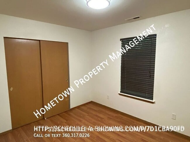Building Photo - 4206 Wonderwood Ln SE