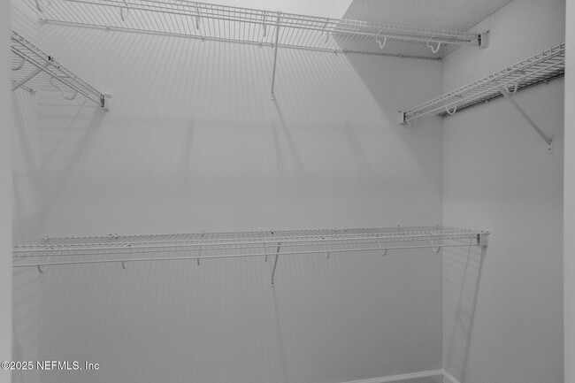 Building Photo - 2908 Woodbridge Crossing Ct