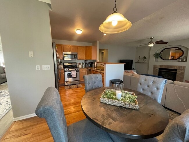 Building Photo - $0 DEPOSIT OPTION. 4 BEDROOM 3 BATHROOM HIGHLANDS RANCH HOUSE NEAR CHATFIELD STATE PARK