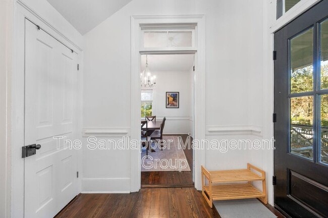 Building Photo - 216 W Carolina Ave