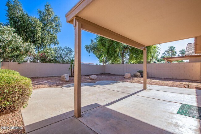 Building Photo - 109 W Helena Dr