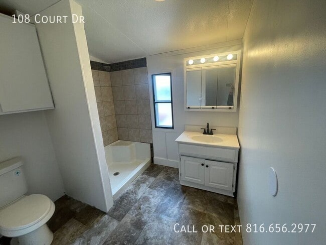 Building Photo - 108 Court Dr
