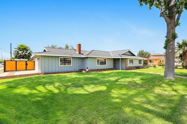 Primary Photo - 12482 Farndon Ave
