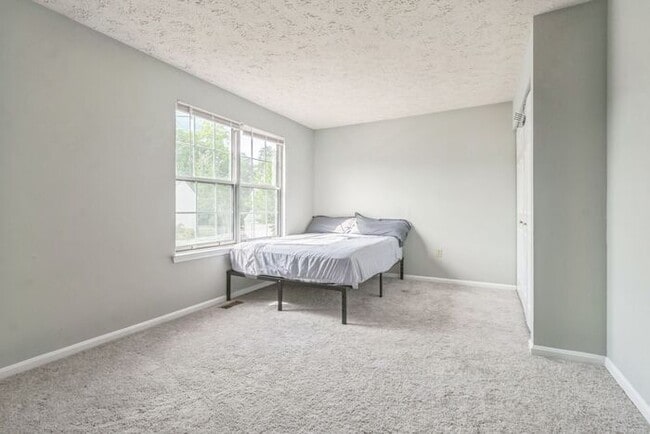 Building Photo - 5302 Treefish Ct